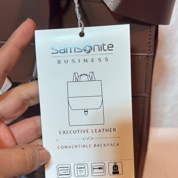 New With Tags Women's Samsonite Executive Leather Convertible Backpack Cognac - Picture 7 of 14